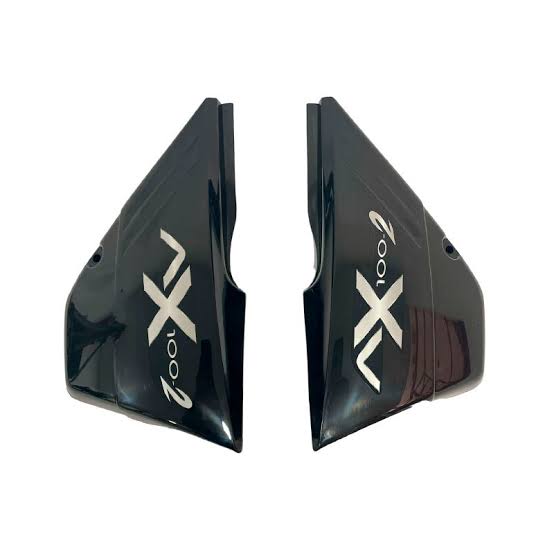 TAPA LATERAL (JGO) AX-100 NEGRO